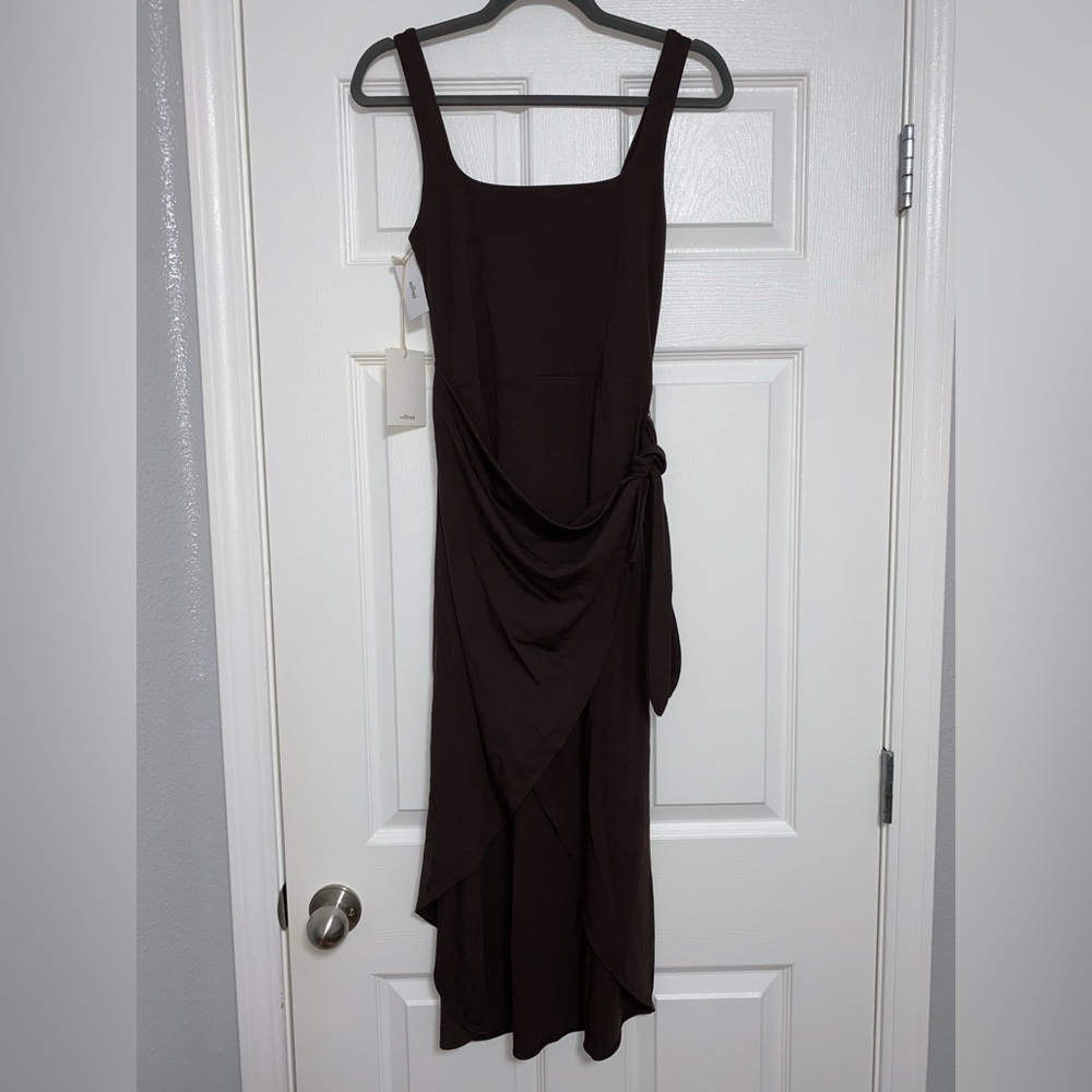 Aritzia Wilfred New Saturn Midi Dress, Color Mocha Brown, Size S.